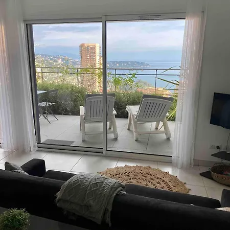 Prázdninový dům New With Infinite Pool Monaco